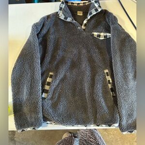 Women’s Gray Fleece Sweater